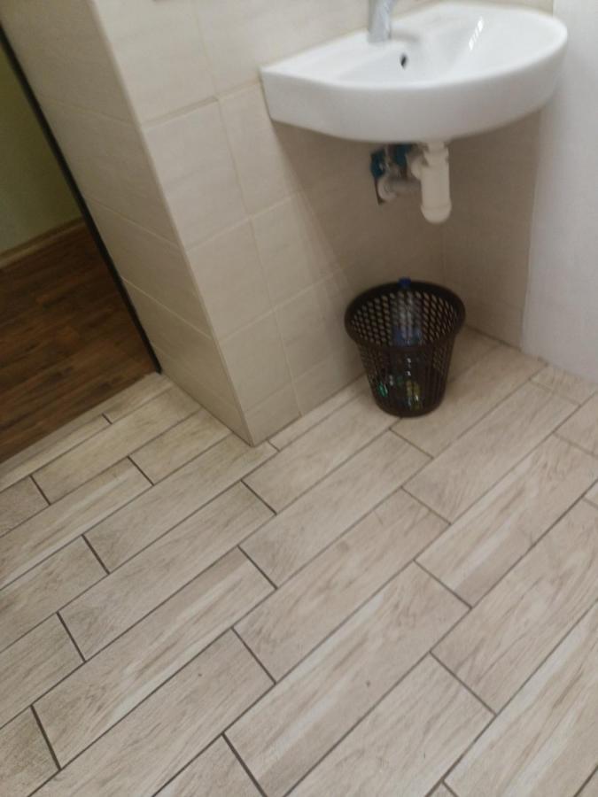 Hostel Krone Gok Zatishok Київ Екстер'єр фото