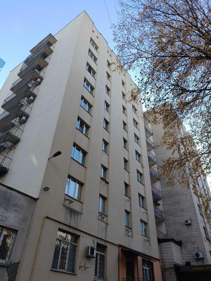 Hostel Krone Gok Zatishok Київ Екстер'єр фото