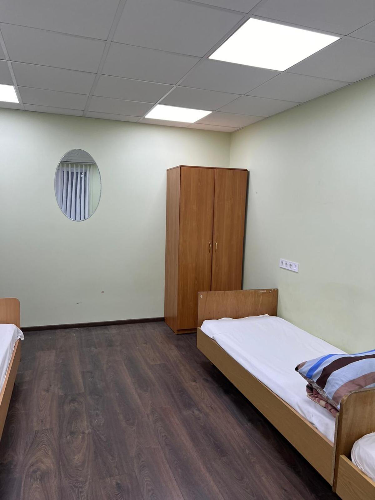 Hostel Krone Gok Zatishok Київ Екстер'єр фото