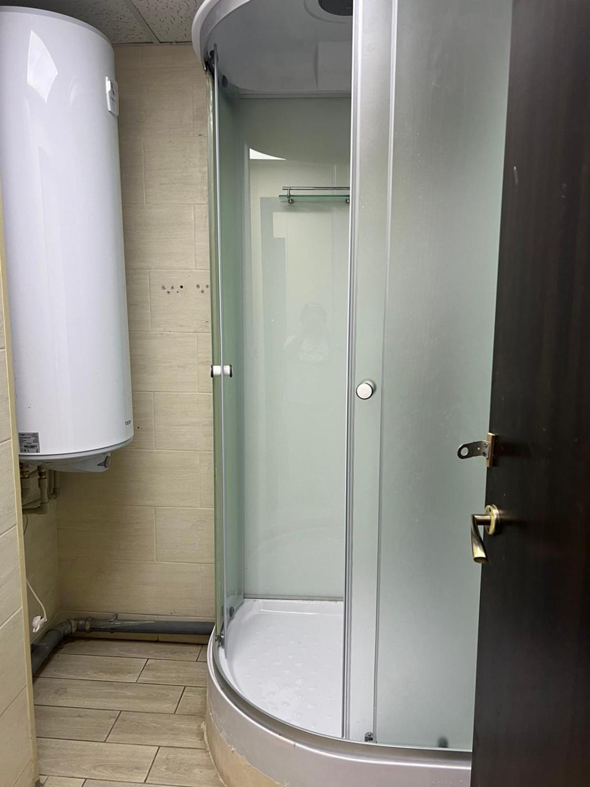 Hostel Krone Gok Zatishok Київ Екстер'єр фото