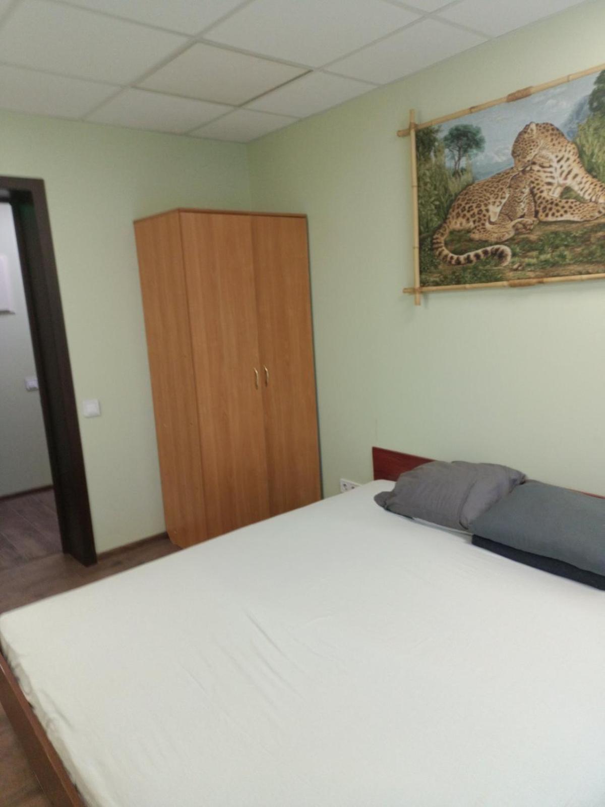 Hostel Krone Gok Zatishok Київ Екстер'єр фото